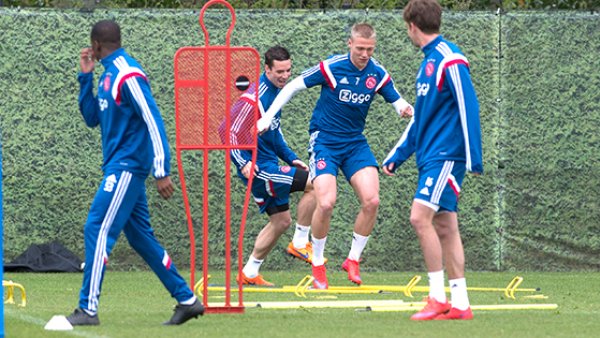 比赛中明显 比赛中明显