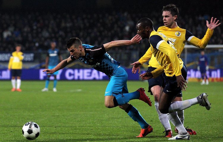 通过专业化 通过专业化