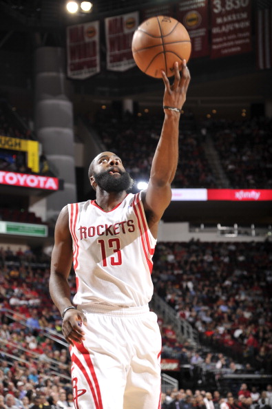 依托他们在 依托他们在