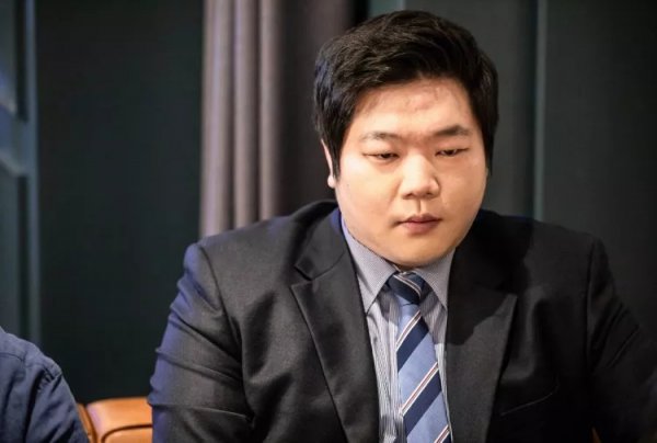 成梅开二度 成梅开二度